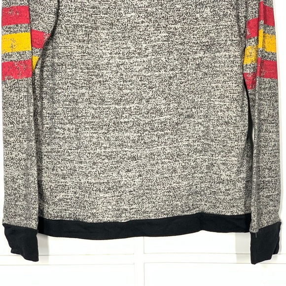 Red Jacket Calgary Flames Long Sleeve Tee in Grey - Picture 6 of 10